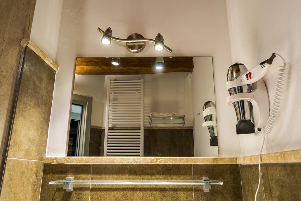 Apartamento La Rocchetta Ripatransone Habitación foto